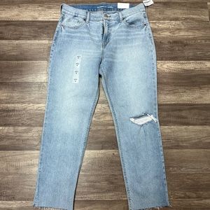 NWT Old Navy Mid Rise Boyfriend Ankle Raw Hem Jeans, Size 6